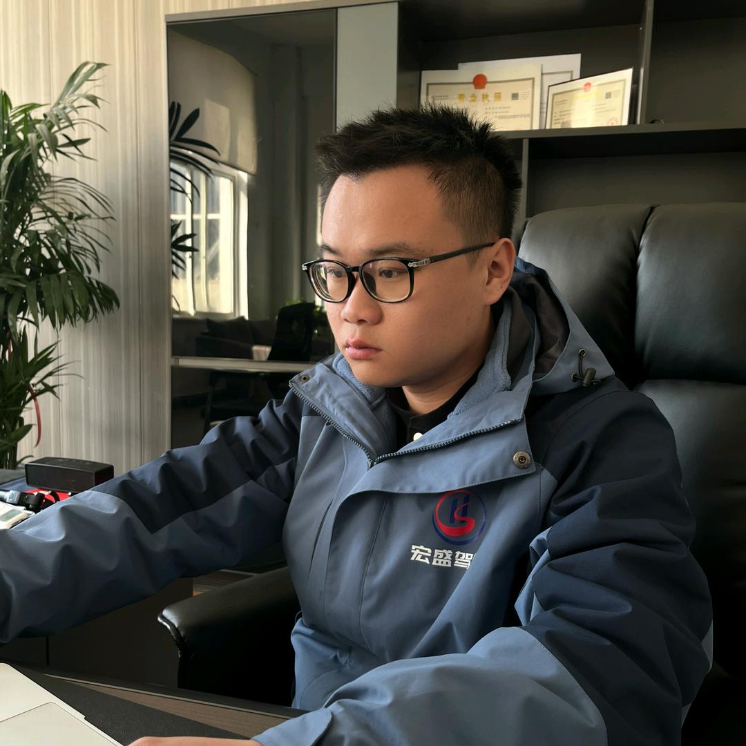 武汉宏盛驾校罗校长