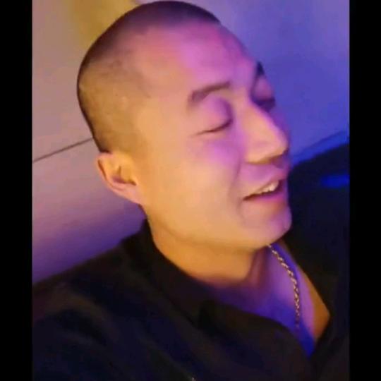 万般努力{只为出人头地}