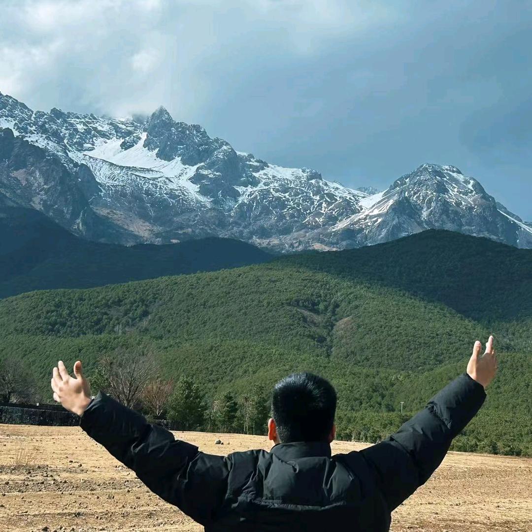 韩阳。