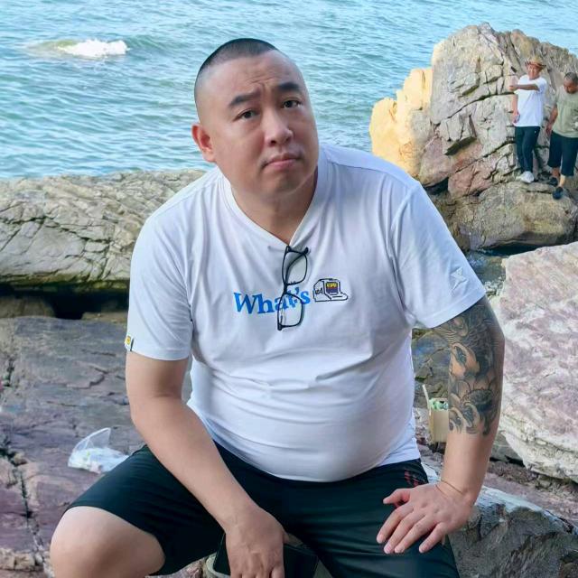 李拜天