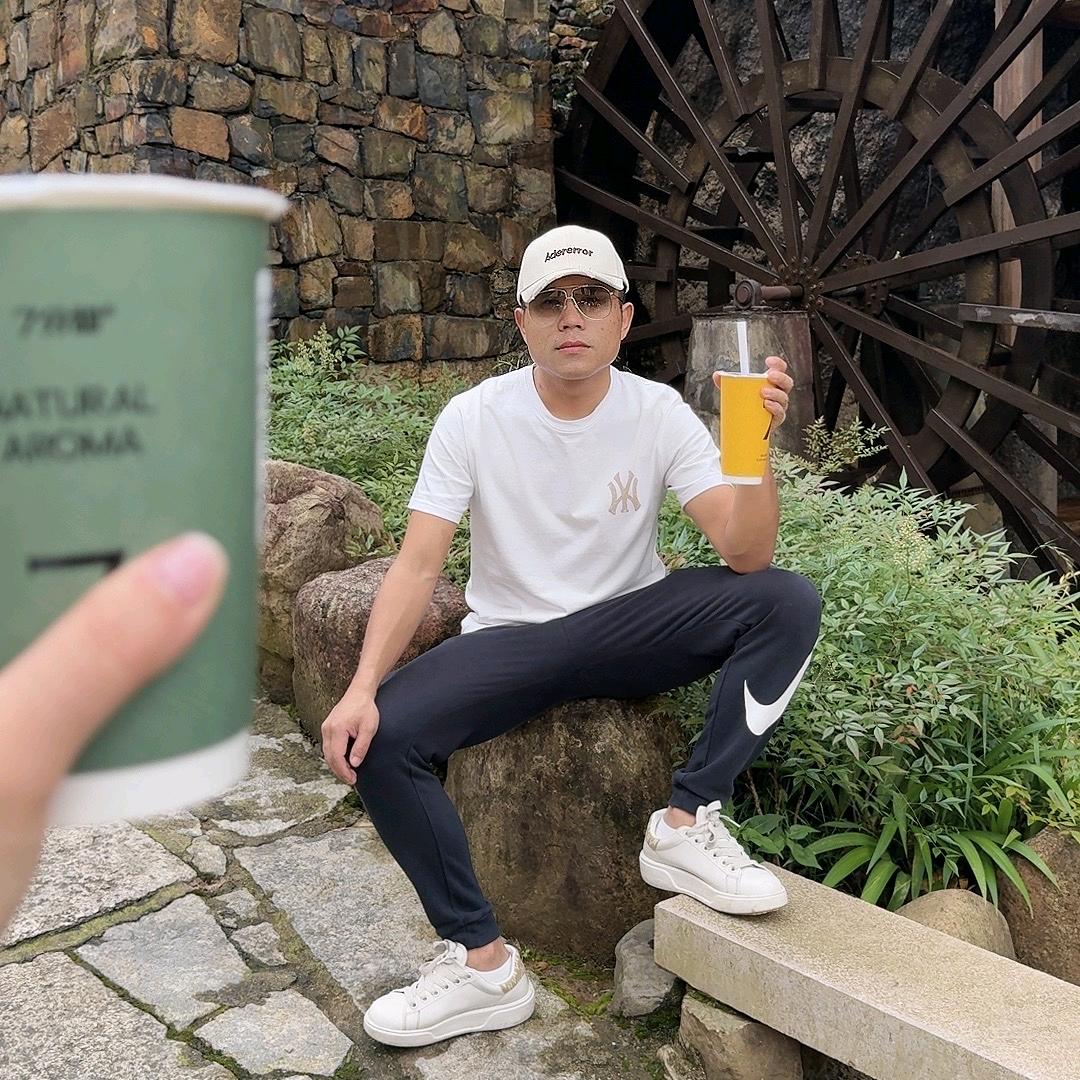 XiaoChen
