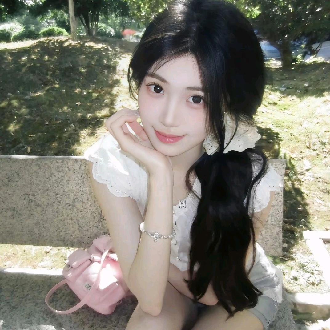 阿钰.