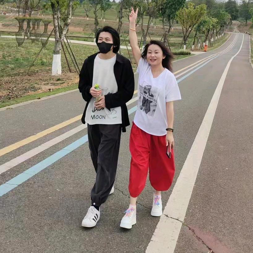 在水一方