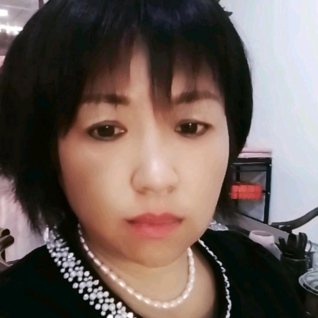 马姐康美，花瓣球智能穿戴养生