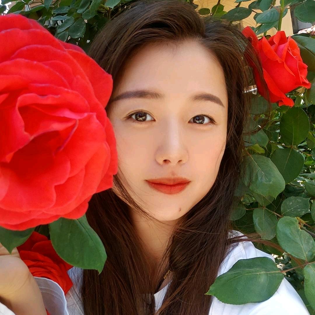 💞ღhe英ꦿ꯭⁵²º᭄