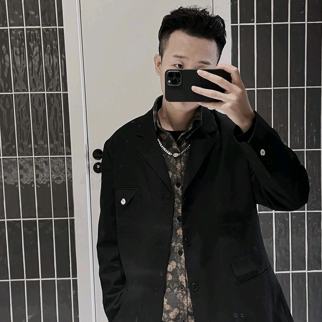 金都男