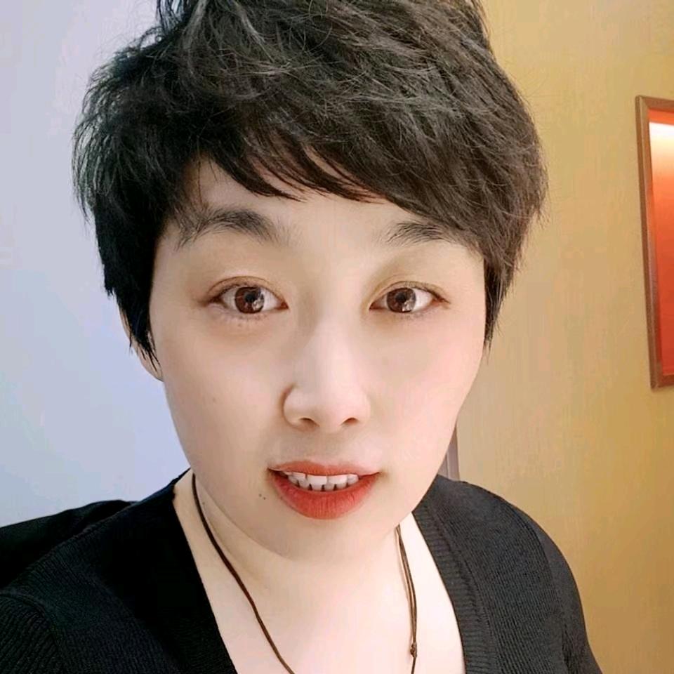 祎祎妈（yiyi妈首播下午2点40）