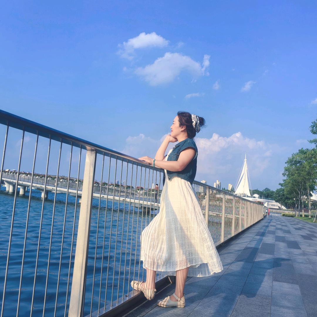 娜个梁姑娘