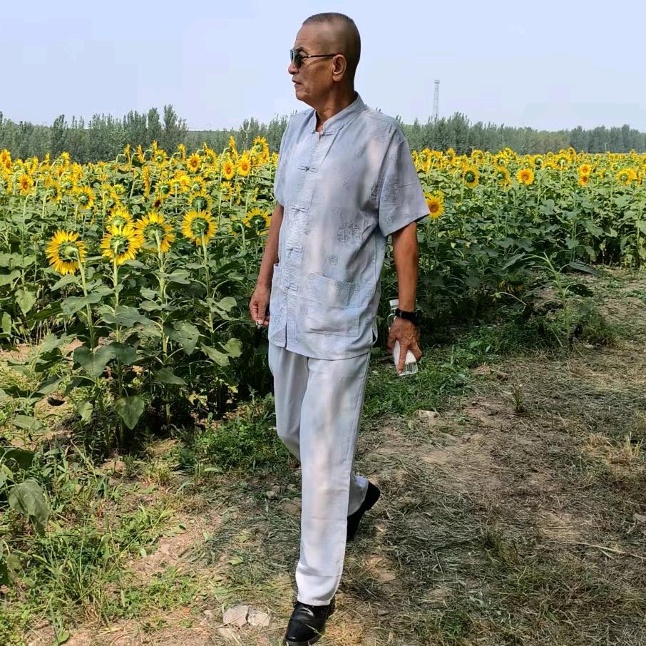 与世无争