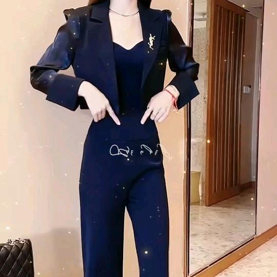 楠楠时尚依衣依品