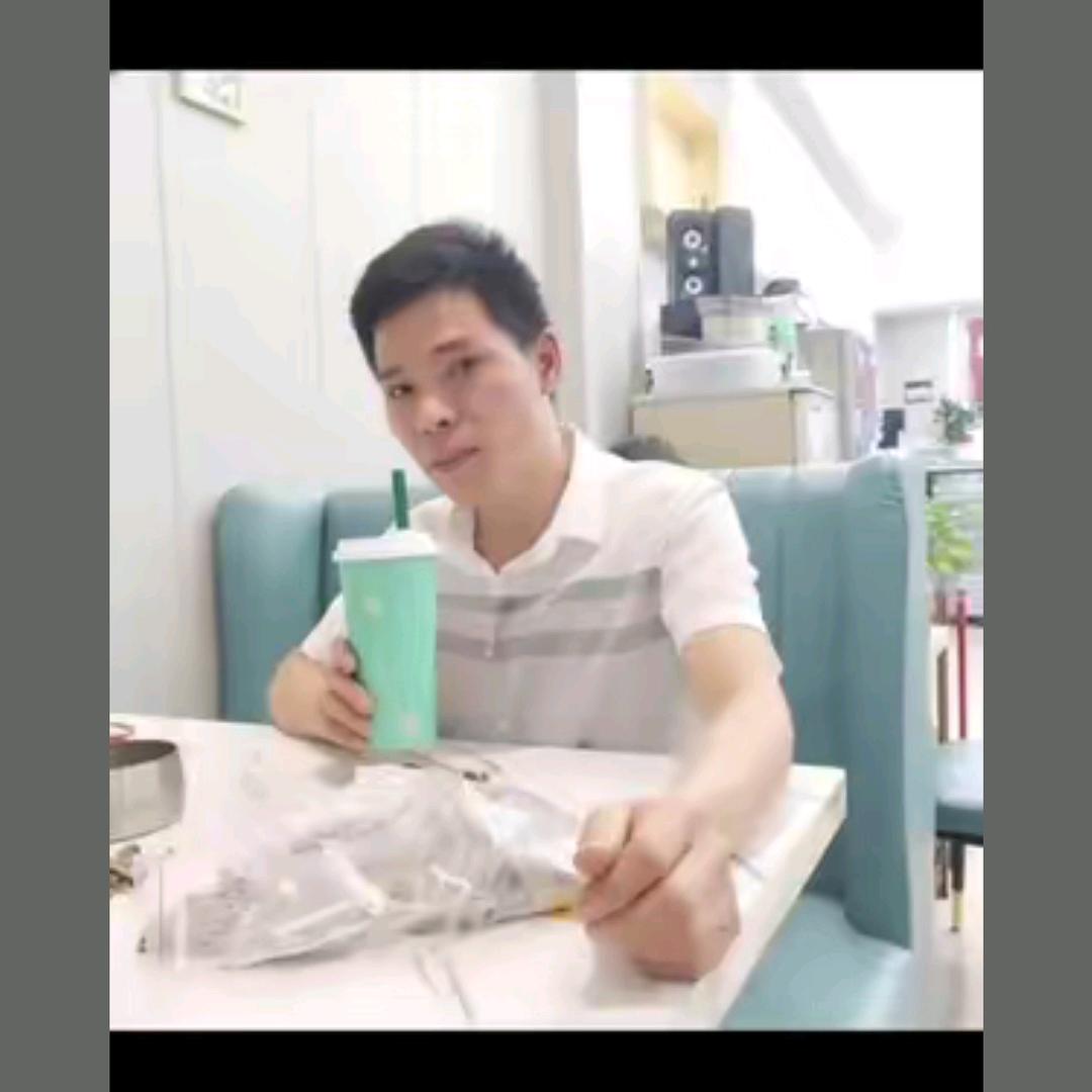 我叫邓华锦