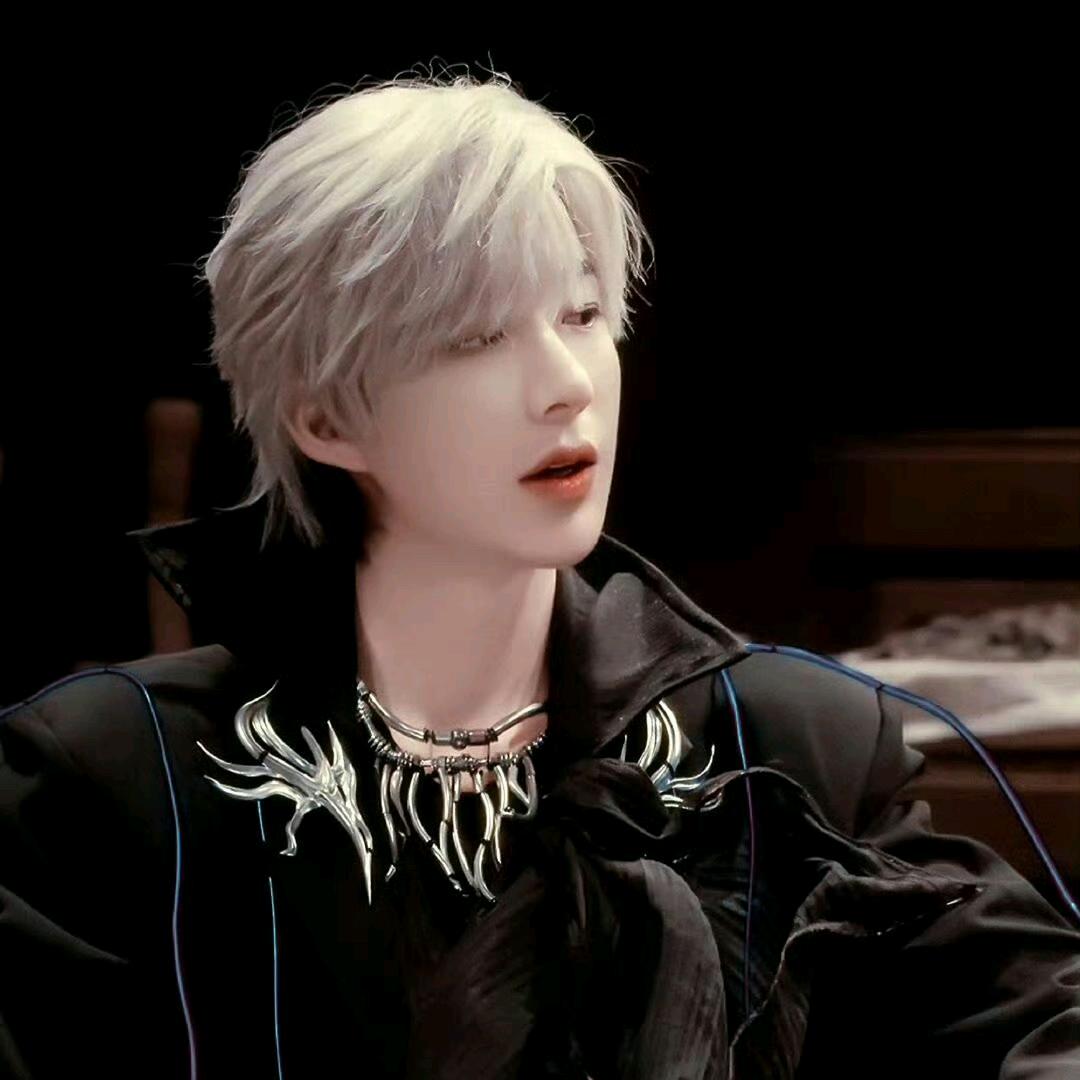 那维莱特大哭包