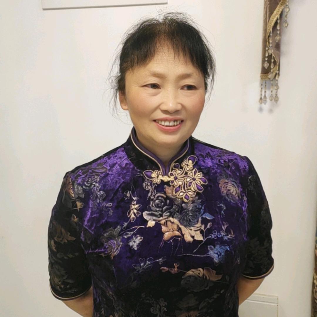 雷姐(小号)今天第一天首播