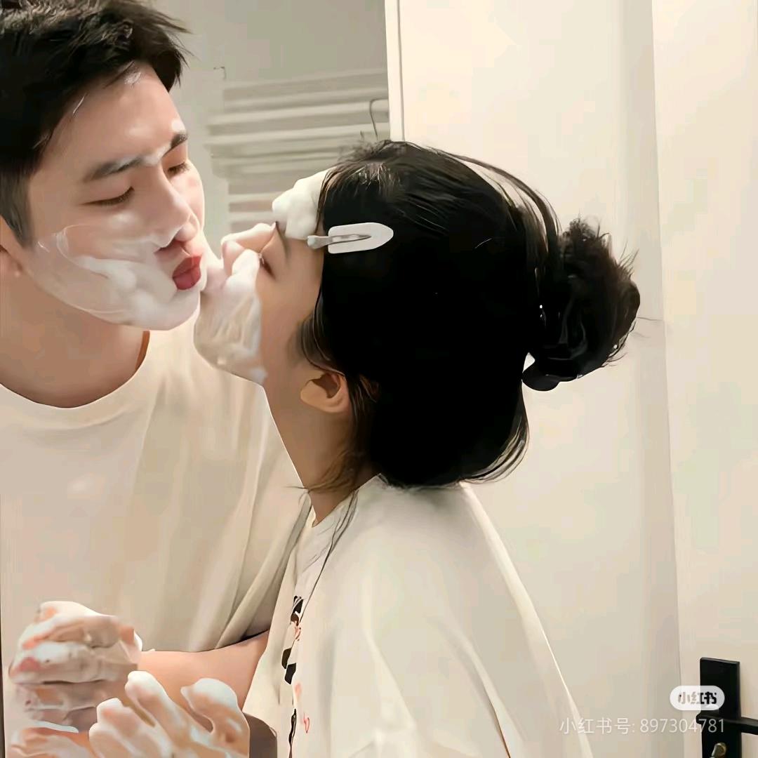 想吃八碗大米饭🍚、