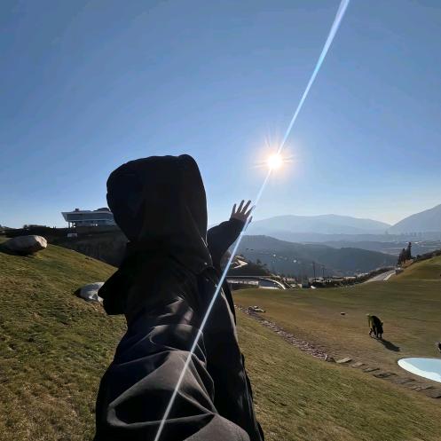 秋山飞叶