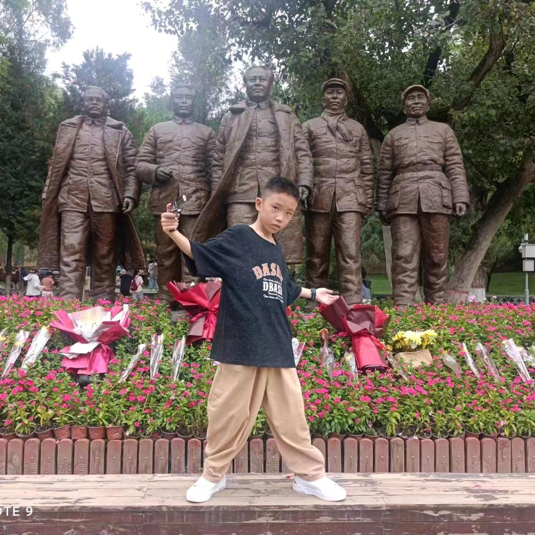 仔仔爱讲题