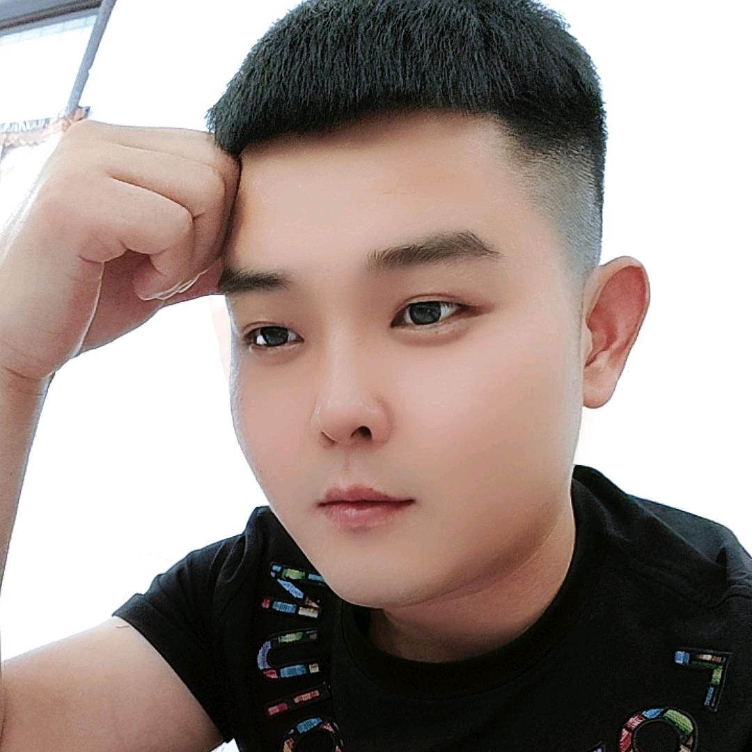 乐 意 李