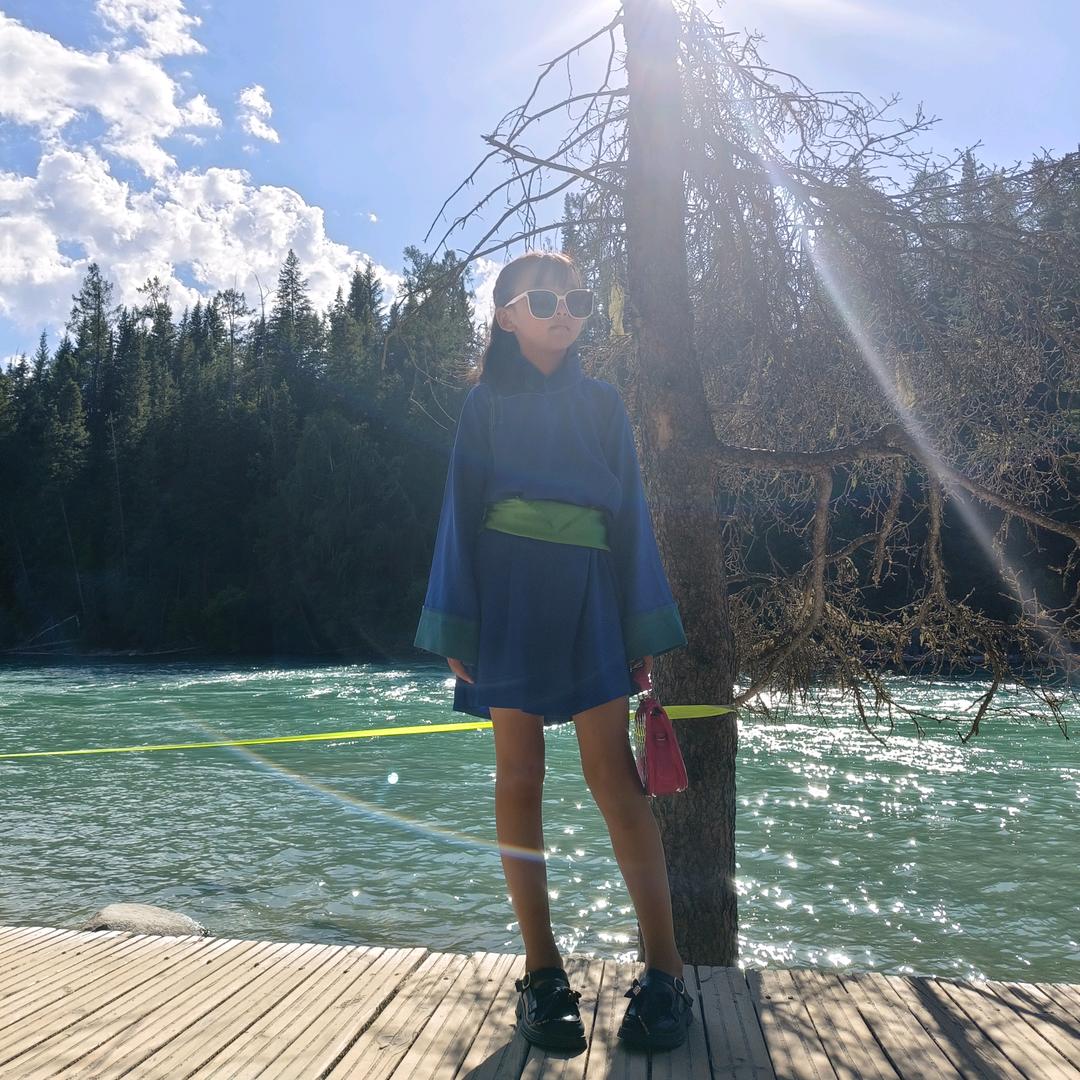 和静鑫泓昌汽车销售