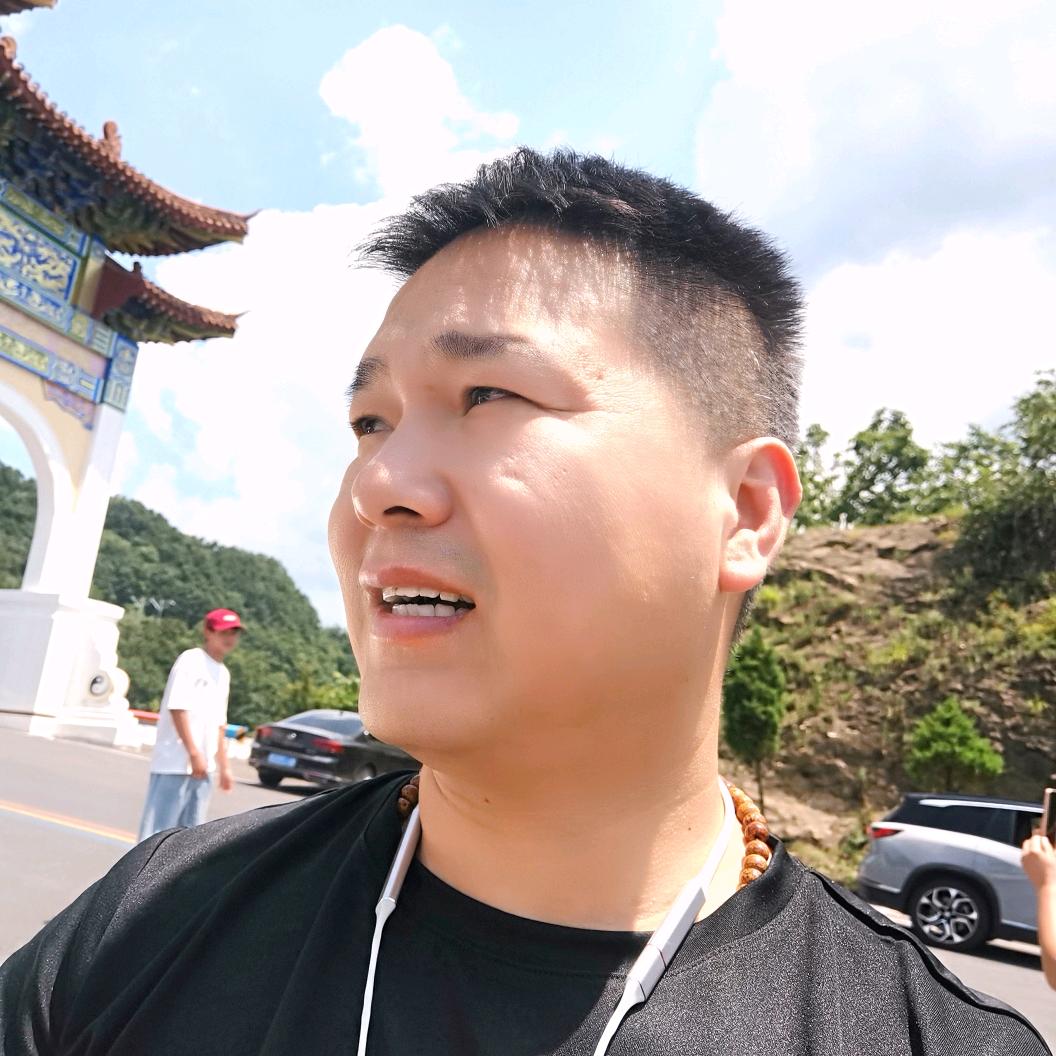 刘总很忙🐶