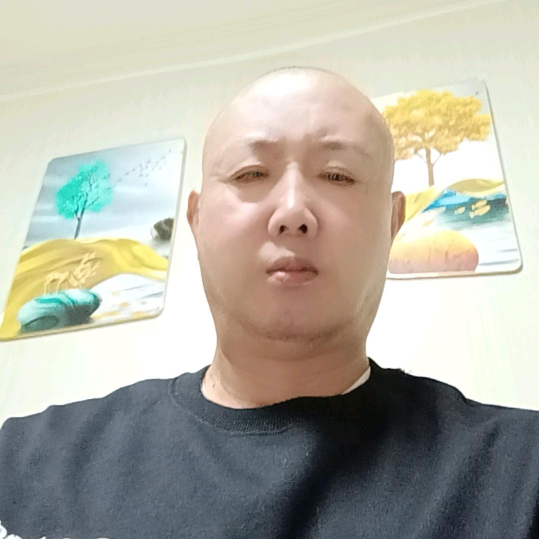何三哥