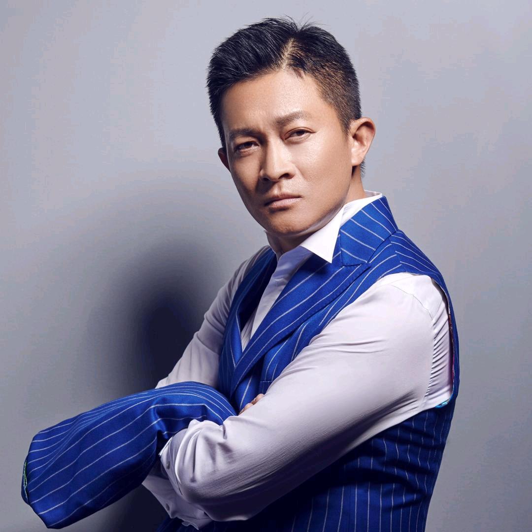 李信