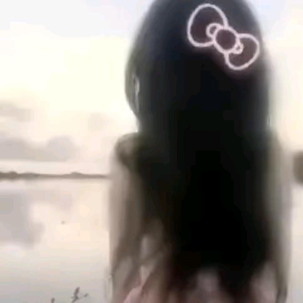 纯情小蟑螂^