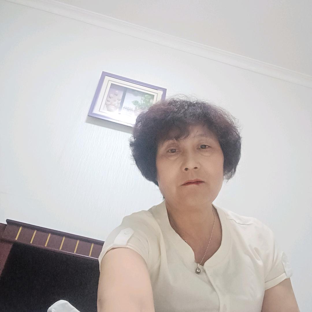 在水一芳