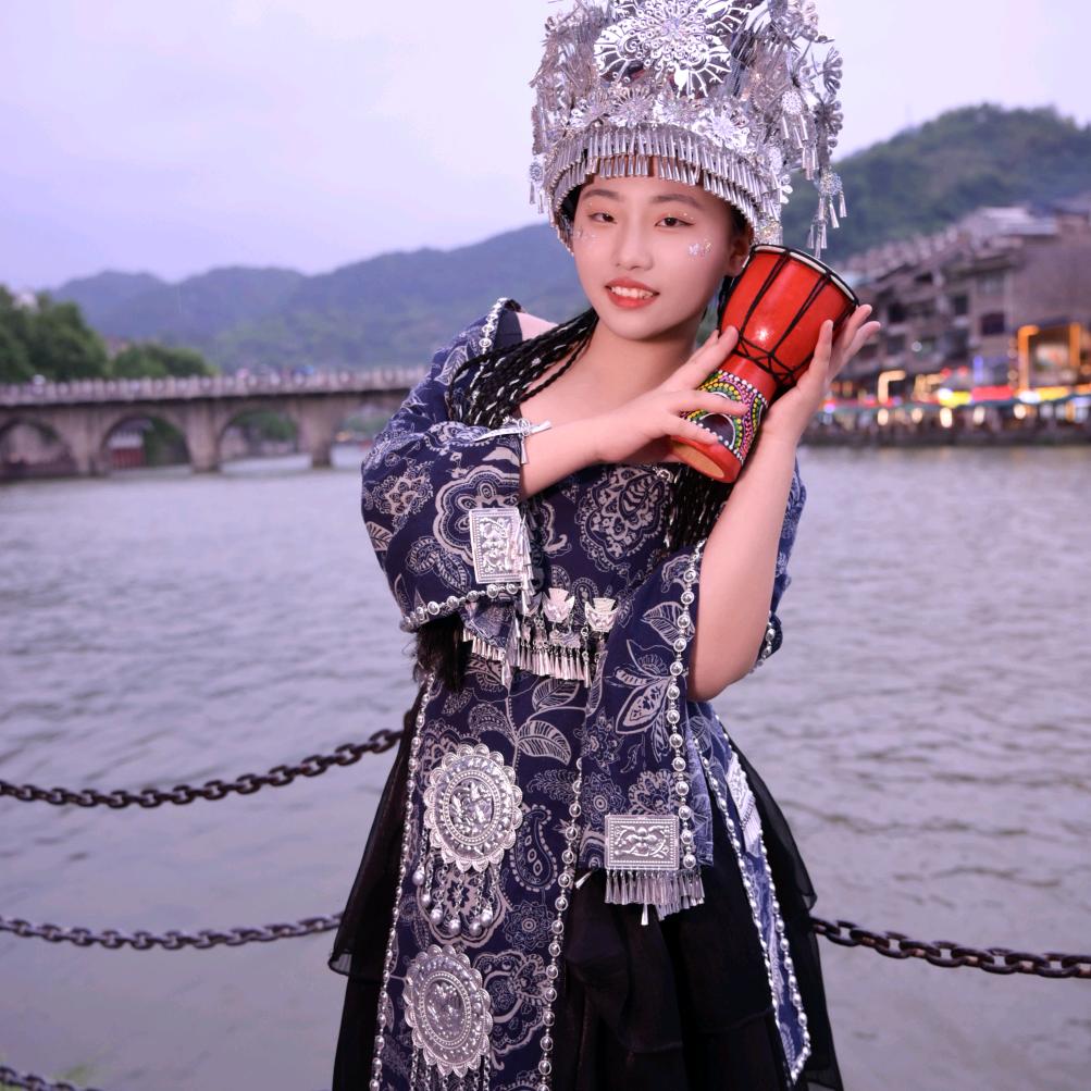 睡美人的小仙女