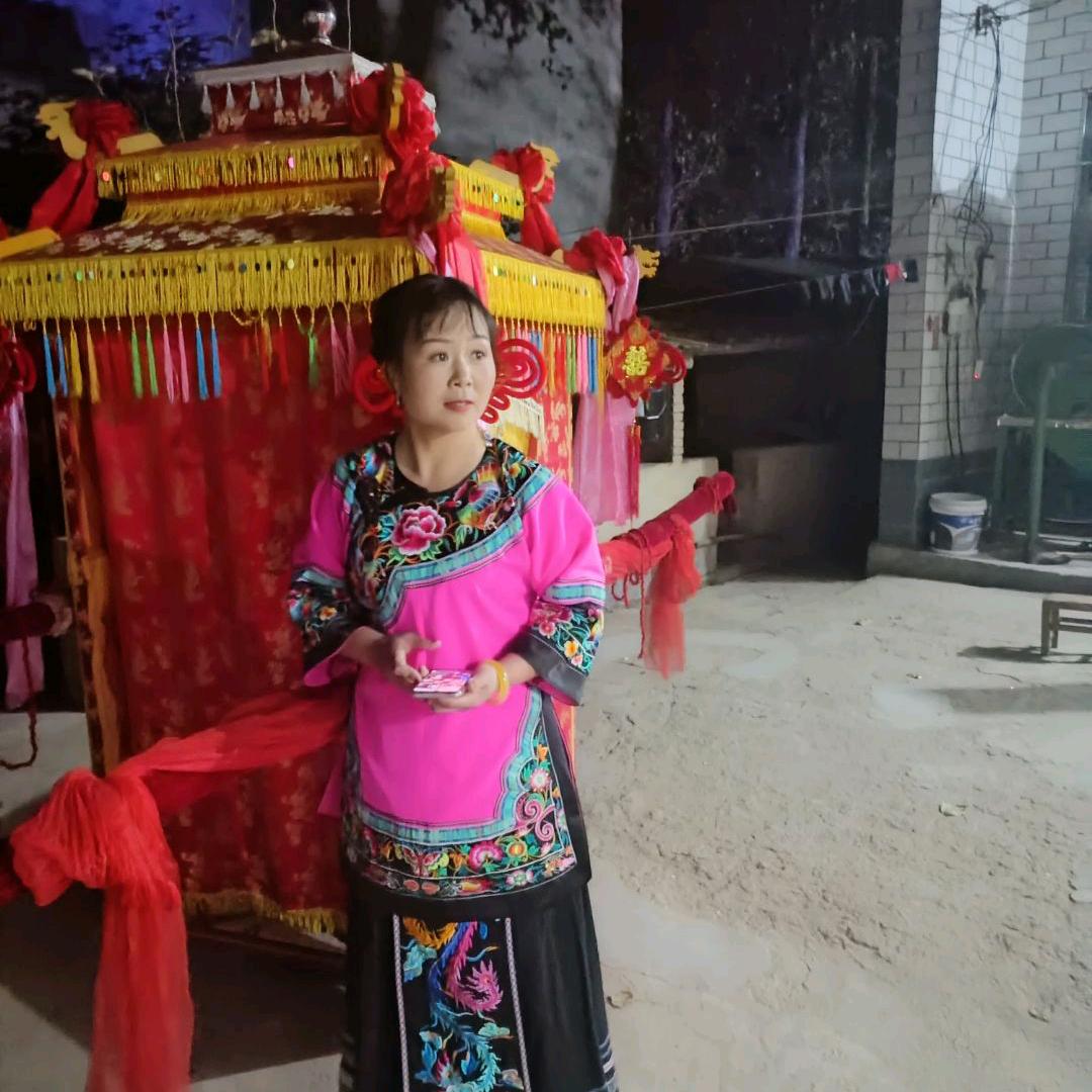 千里姻缘一线牵