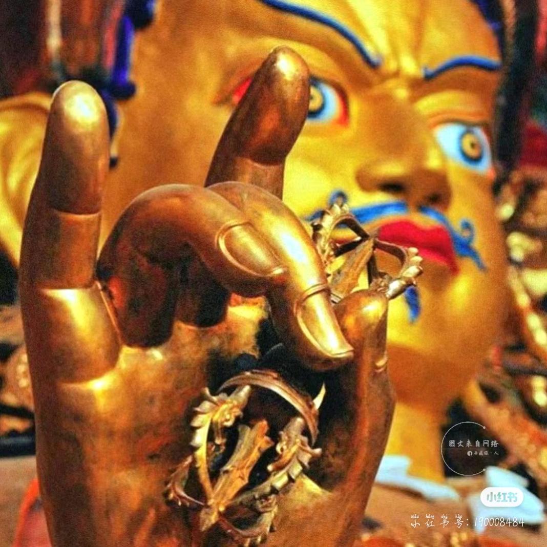 ༄སྒྲོན་མེ།།