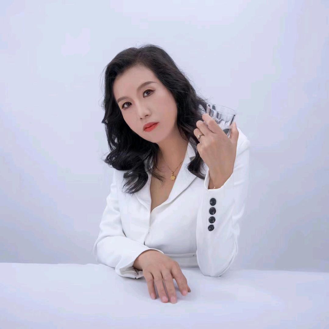 鑫利莱仿石漆总公司--吴慧萍