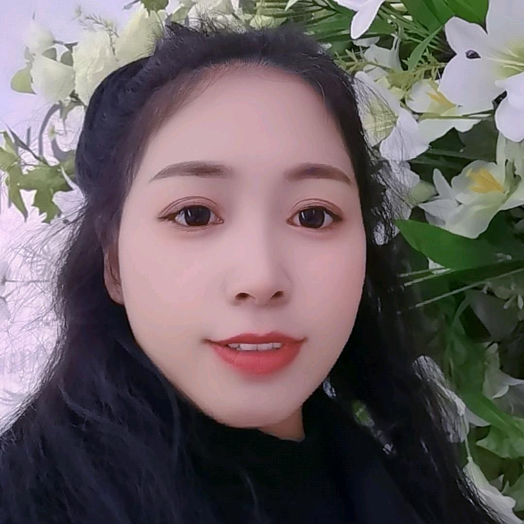 李小英