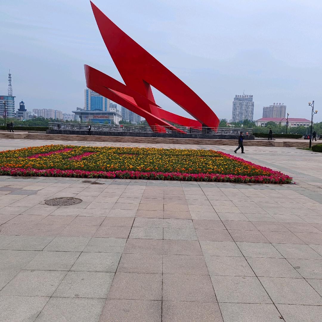 梁辰美景