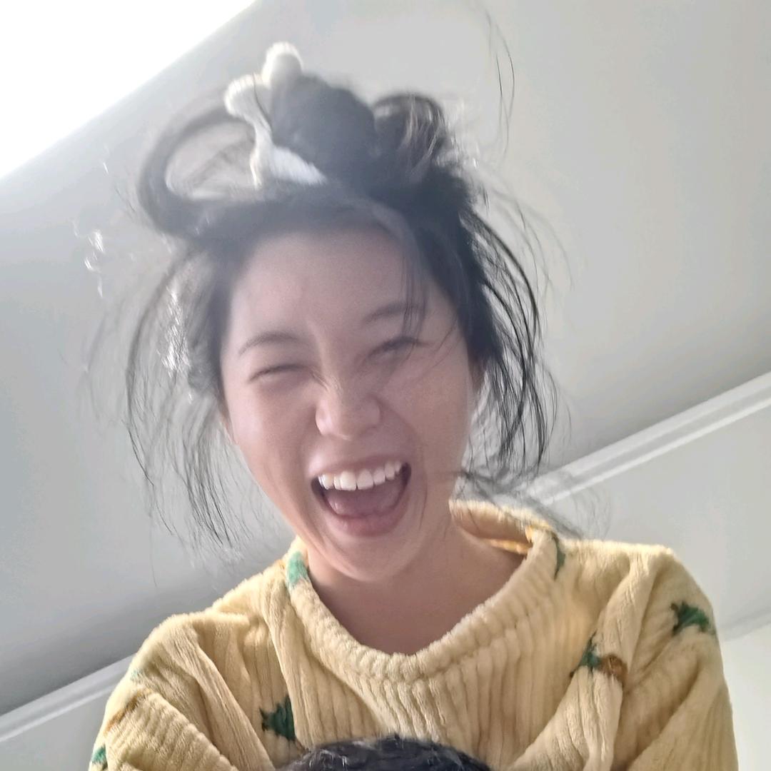 笑得比唐皮皮大声