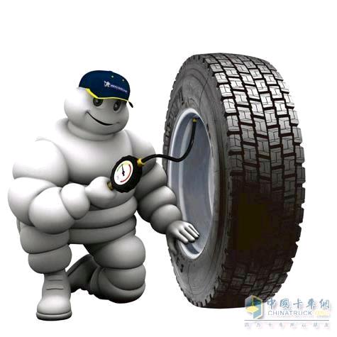 一路拼搏  轮胎  电瓶  机油  雨刮