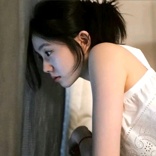 Yan7的泪痣