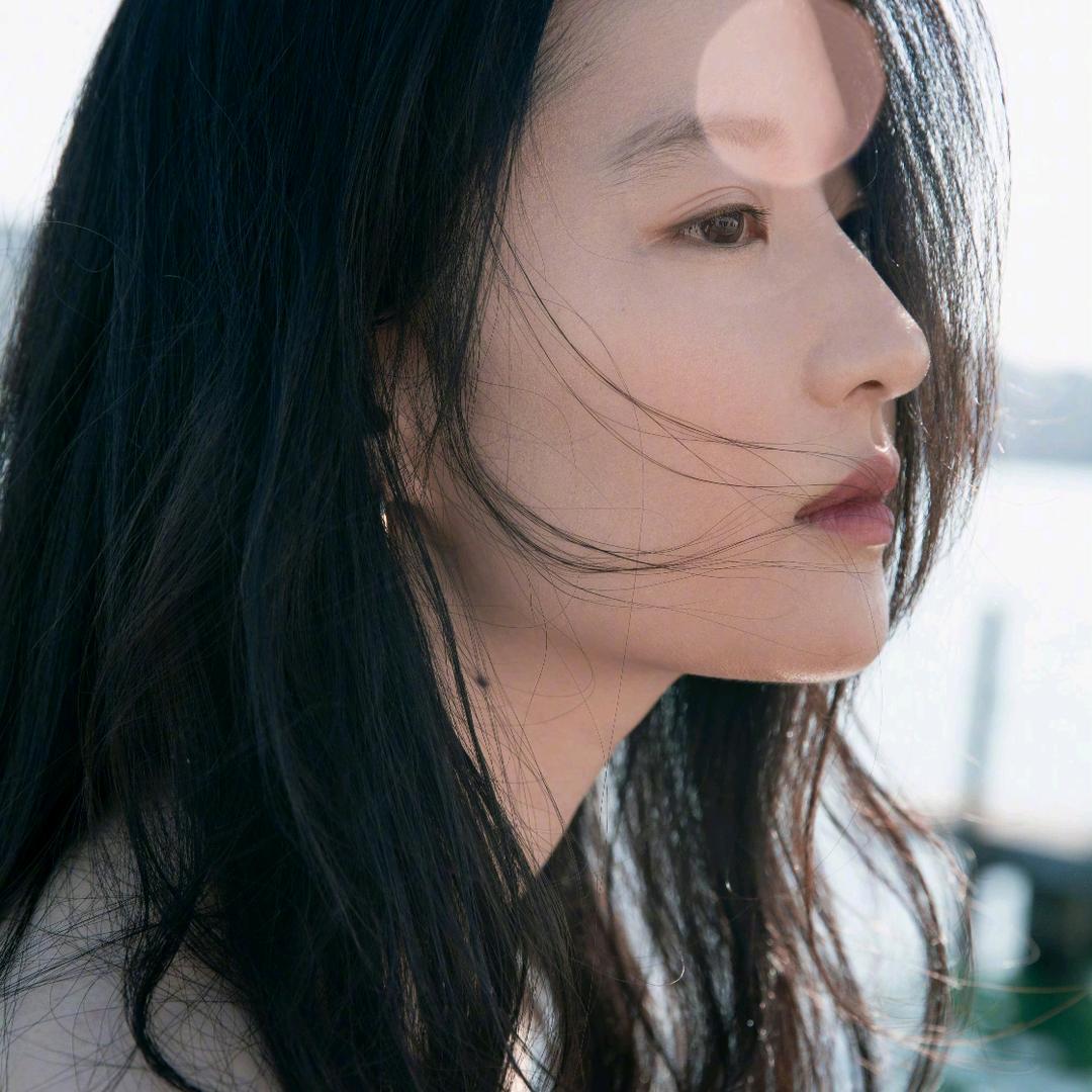 爱睡觉(つω`｡)💤美人多多
