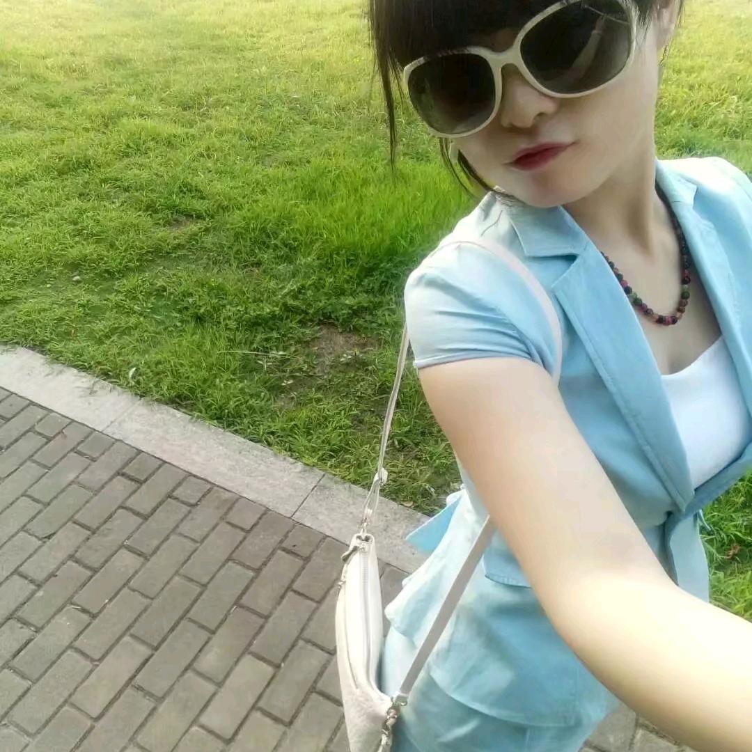 哇*