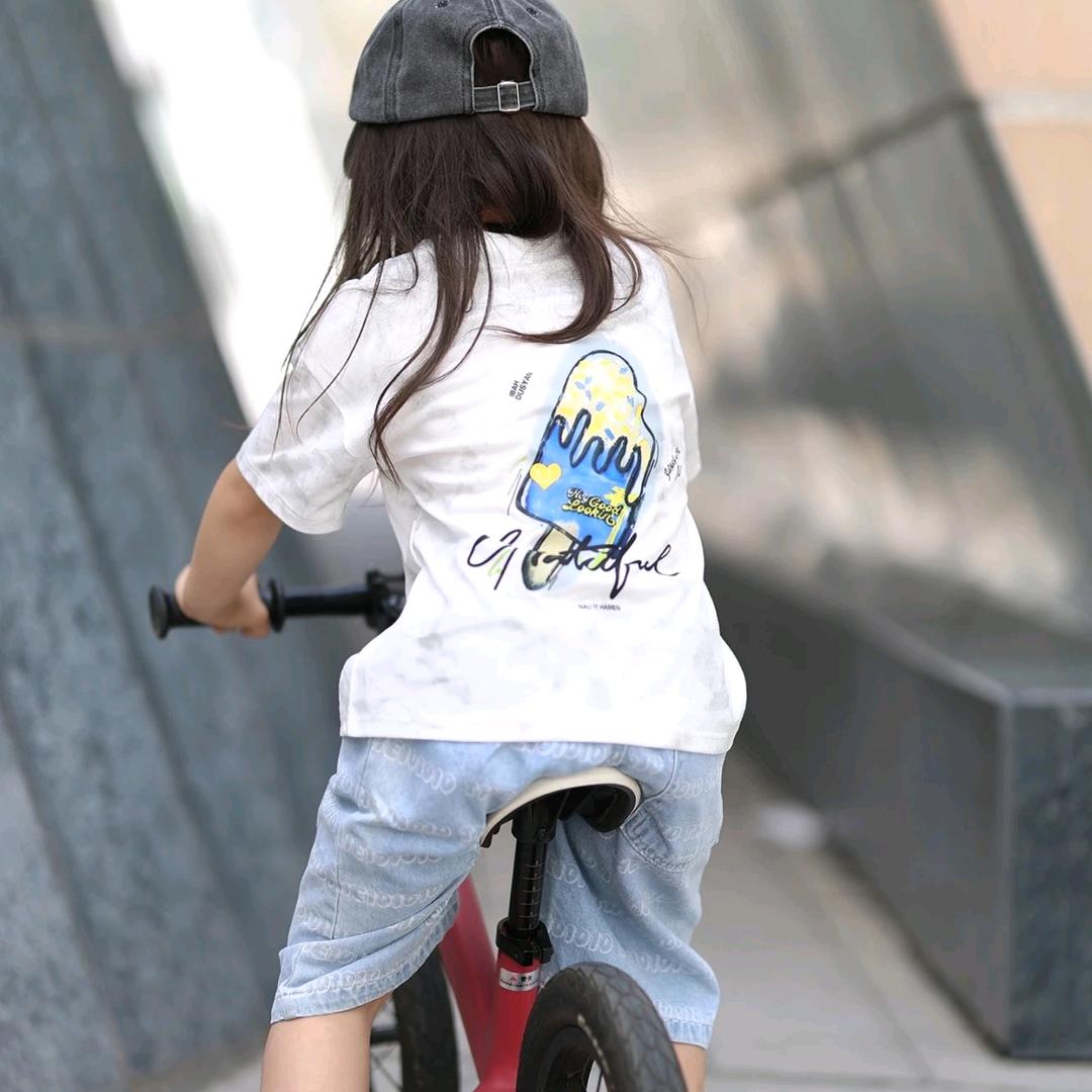 星星童装个体店