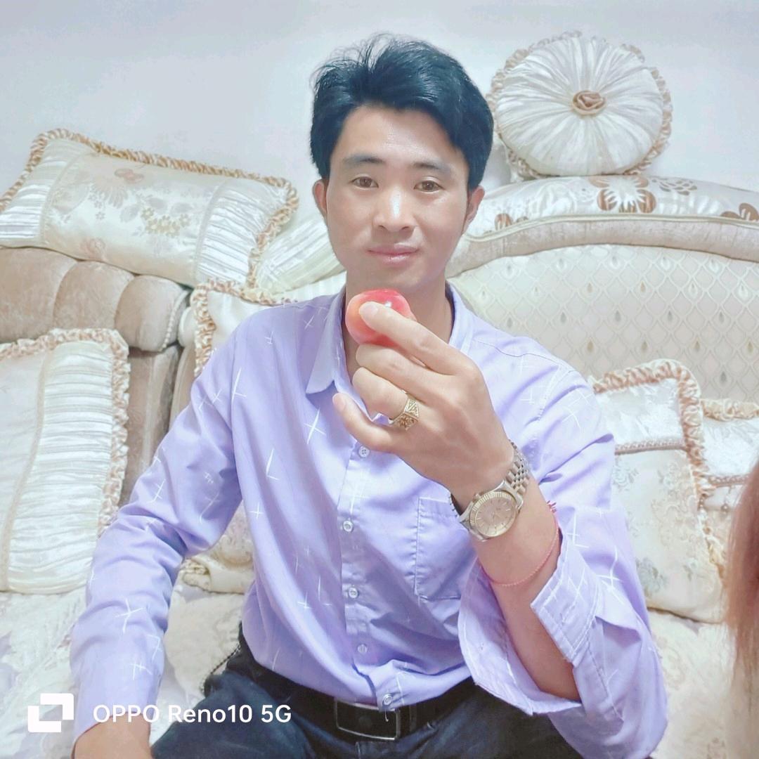 爱上一个人要慢慢的等待。张