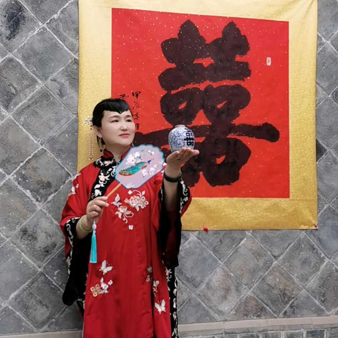 卢家古风小院～李姐