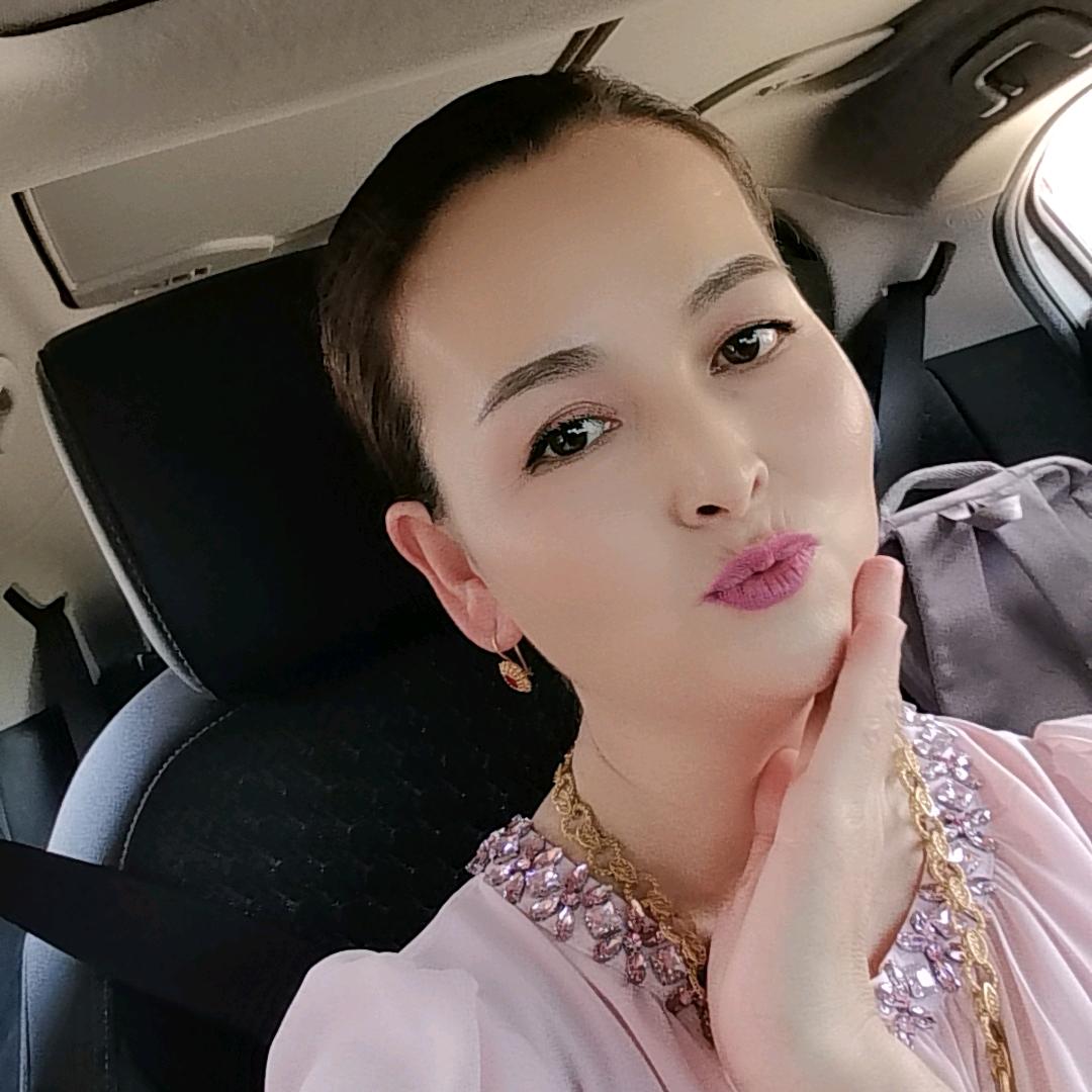 哈提曼服装设计