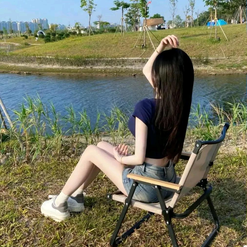 怡怡不易