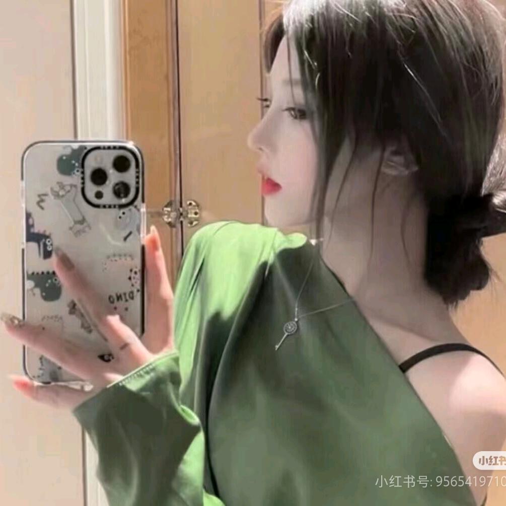草莓笑笑