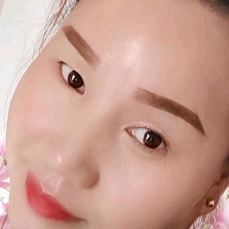 张静，
