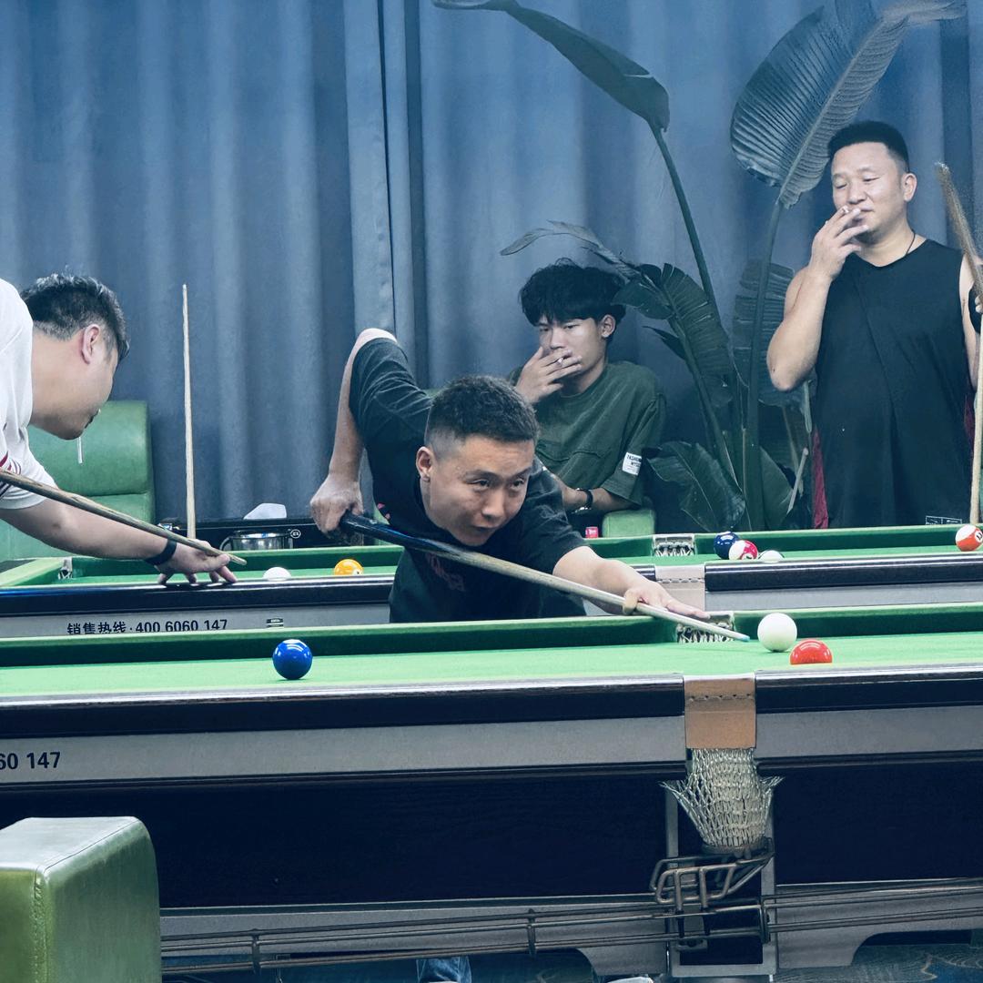 爱打台球的于德6