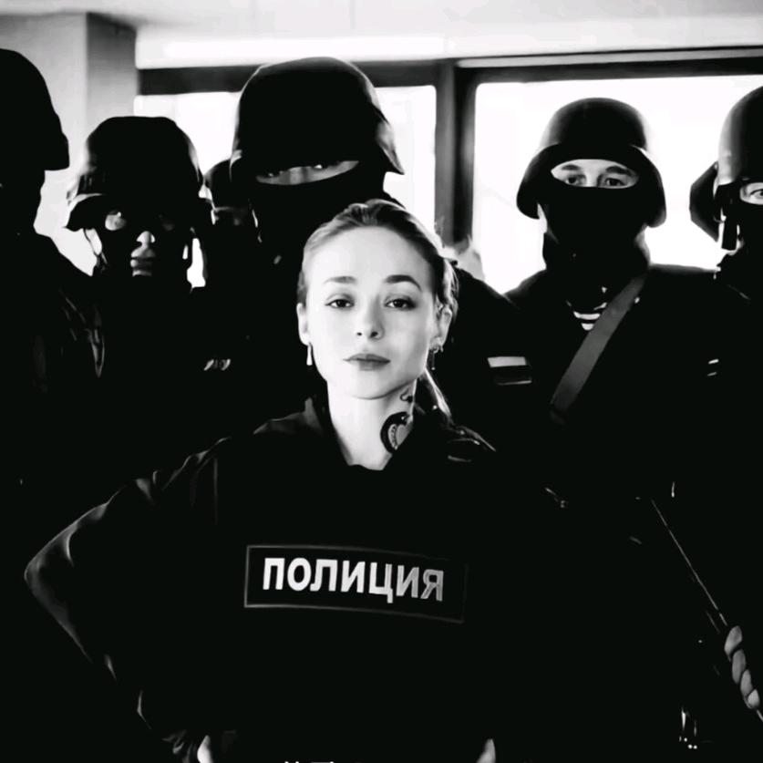 鲁.