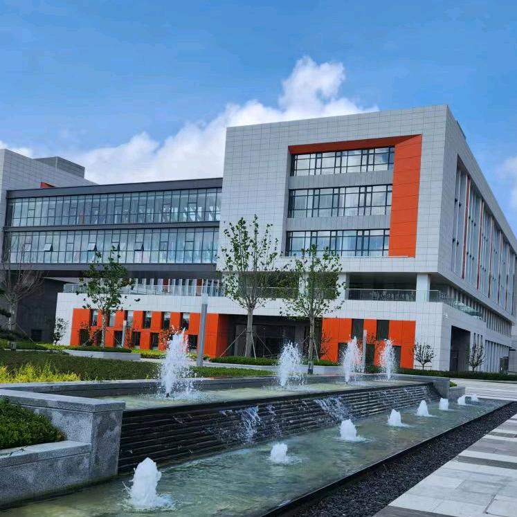 烟台船舶工业学校 王苗老师