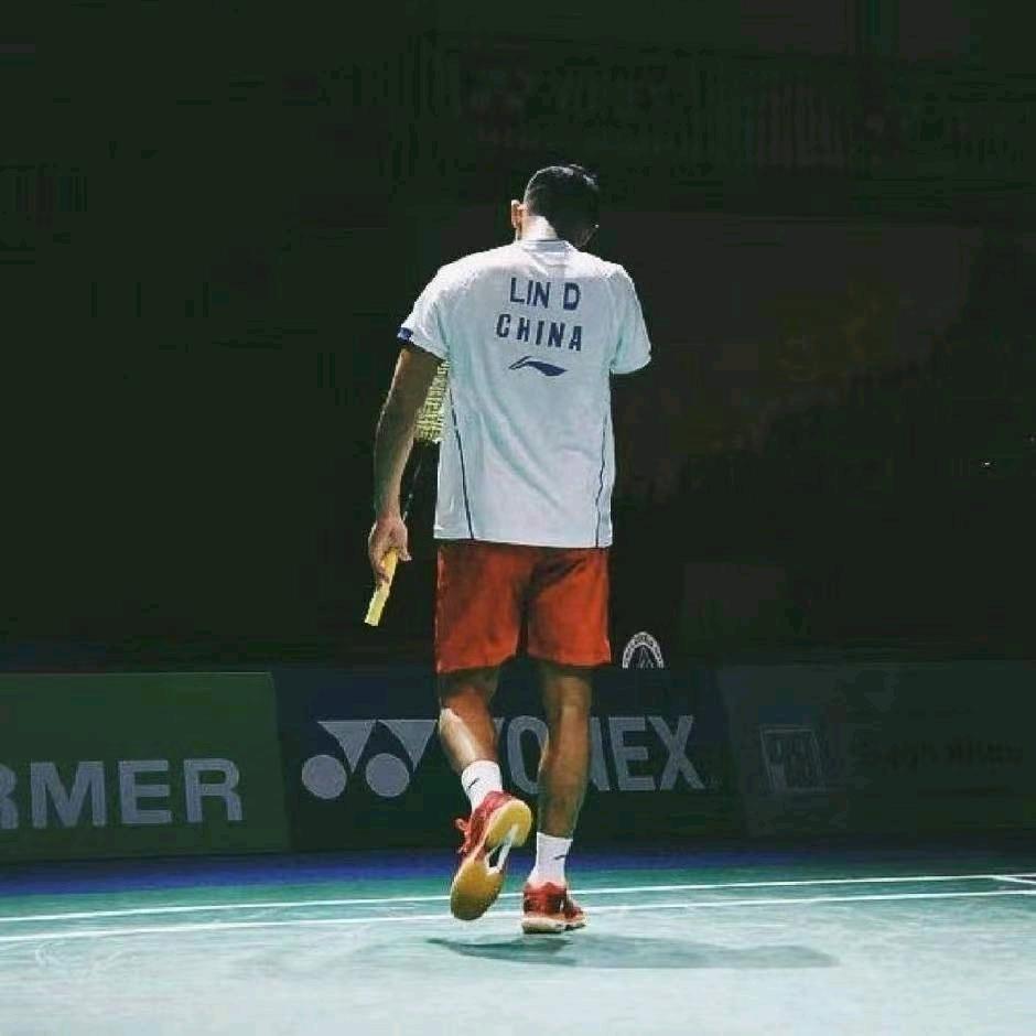 不会勾对角🏸（努力穿线版）