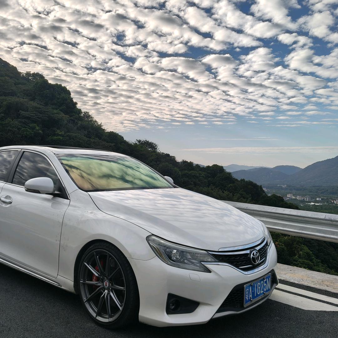 可爱迷人深哥仔